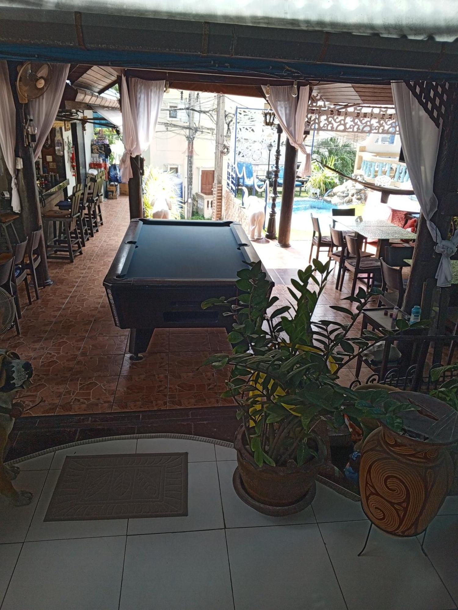 Patong Sunbeach Mansion Kültér fotó