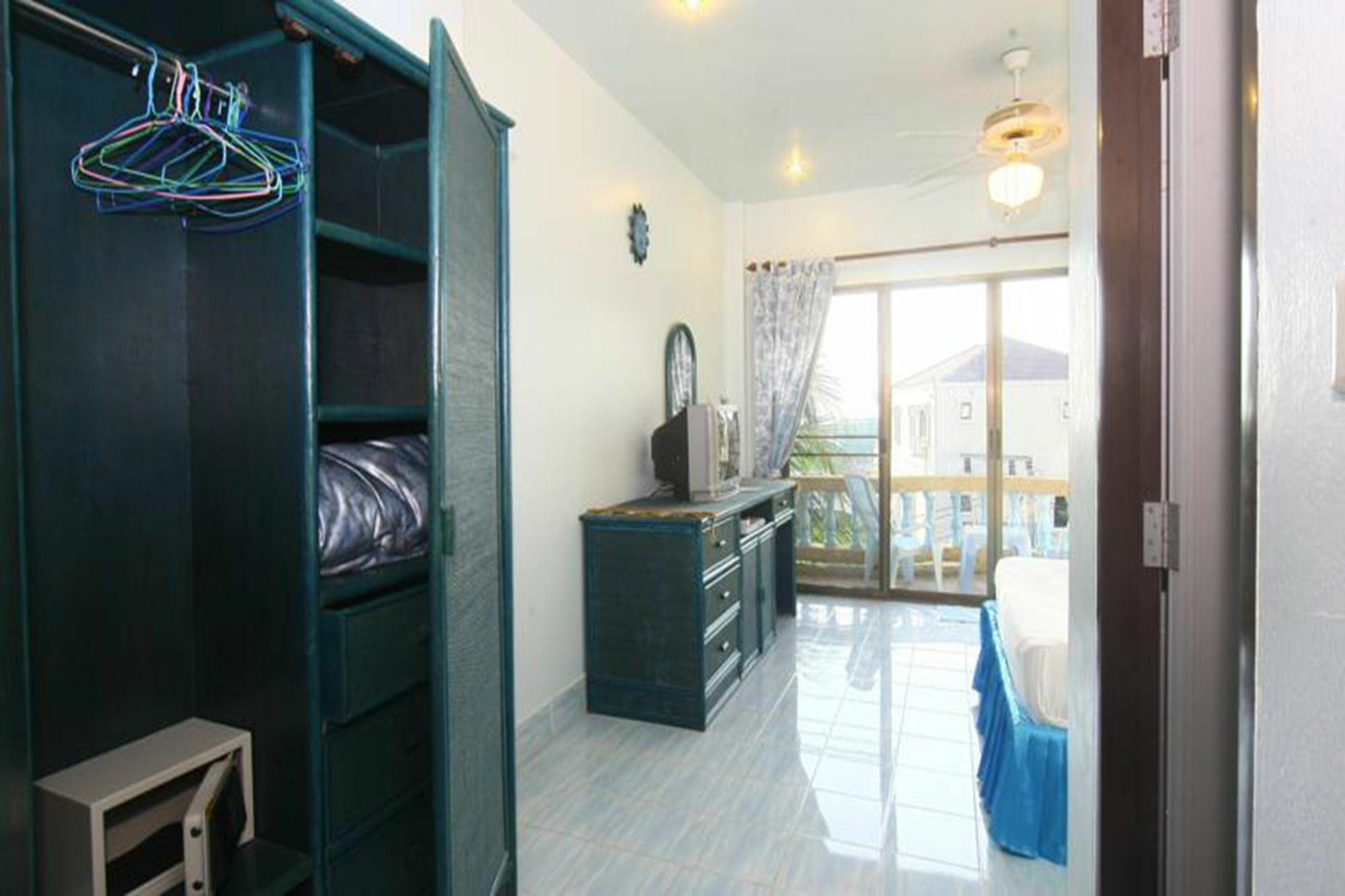 Patong Sunbeach Mansion Kültér fotó