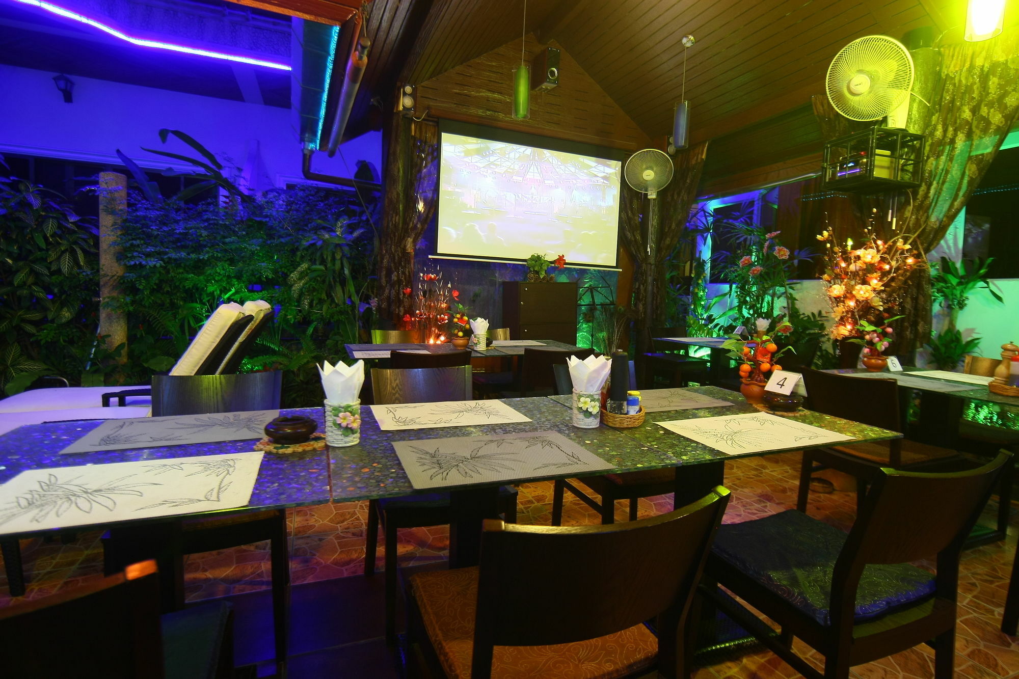 Patong Sunbeach Mansion Kültér fotó